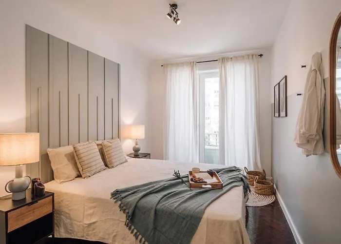 Nistos - 3 Bedrooms In Alvalade Daire